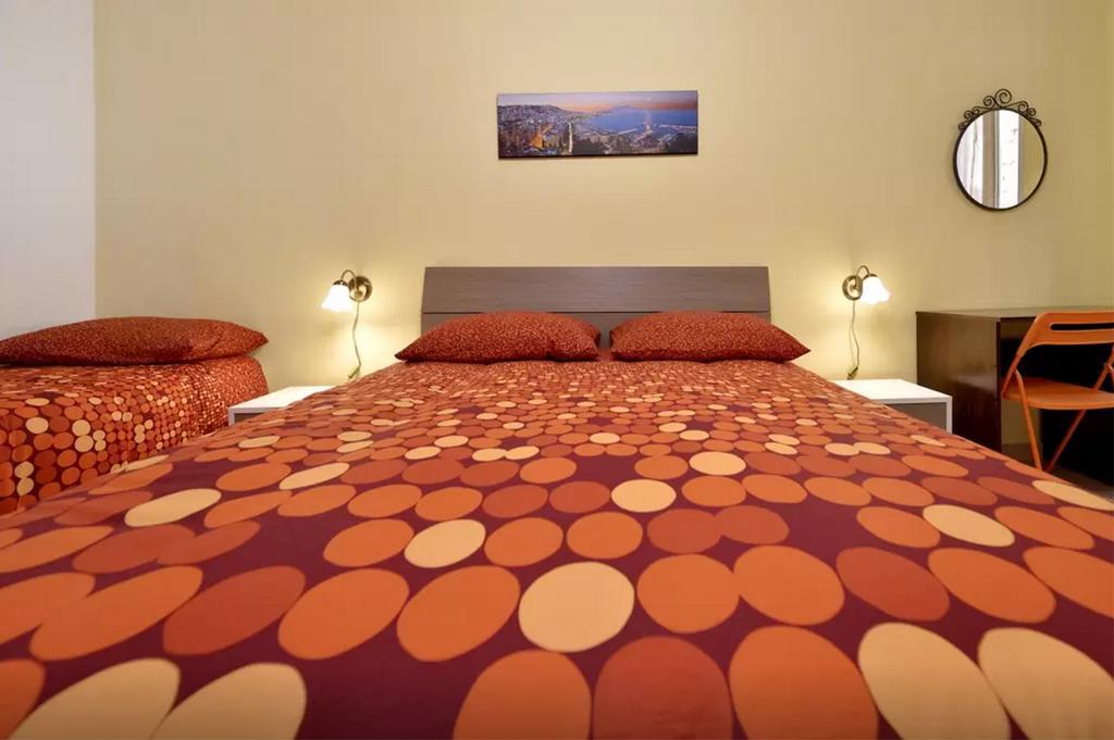 Trimarchi House Apartment Наполи Екстериор снимка