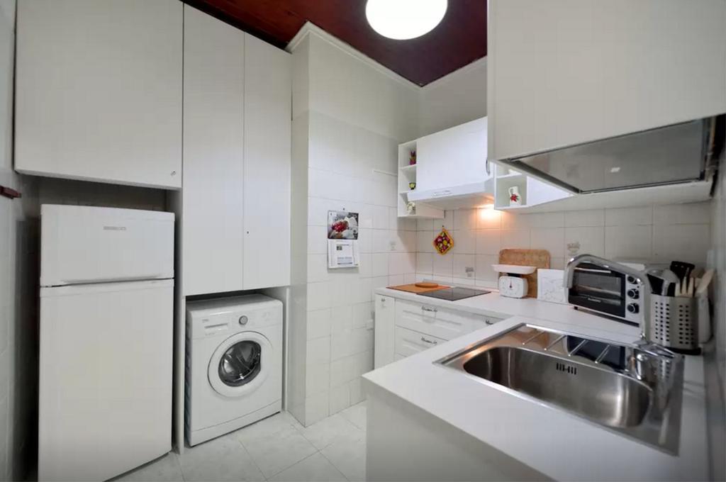 Trimarchi House Apartment Наполи Екстериор снимка
