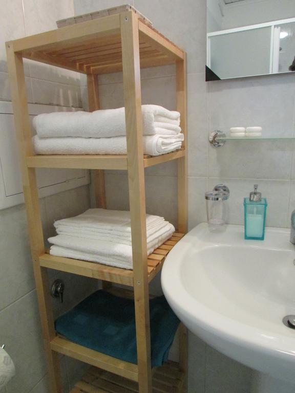 Trimarchi House Apartment Наполи Екстериор снимка