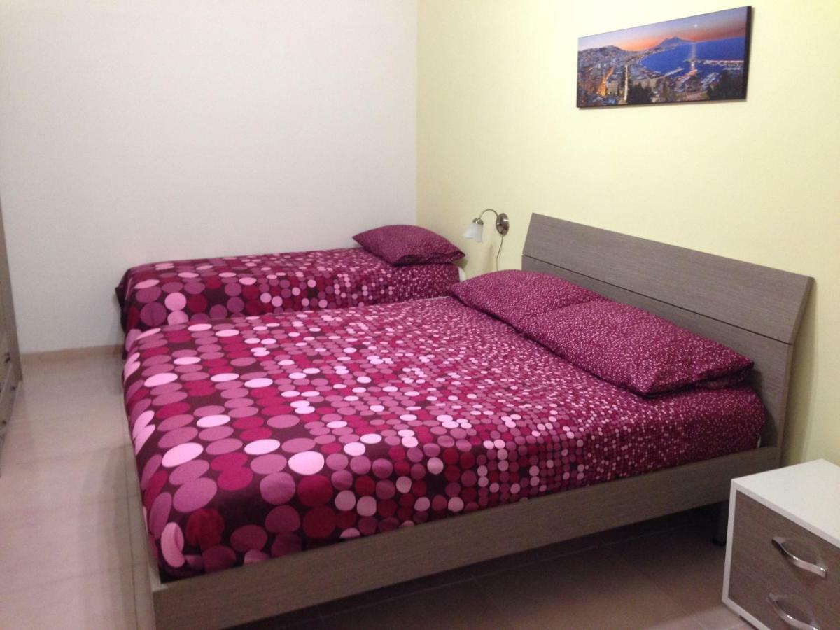 Trimarchi House Apartment Наполи Екстериор снимка
